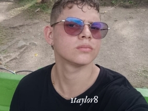 1taylor8 Partouze