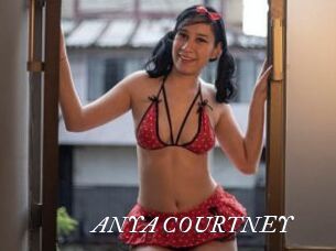 ANYA_COURTNEY