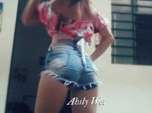 Ahsly_Wet