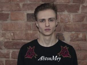 AhtonMey Partouze