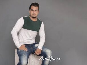 AronJones Partouze