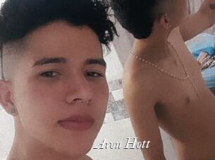 Aron_Hott