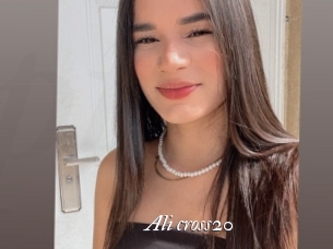 Ali_cross20
