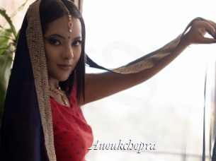 anoukchopra Partouze