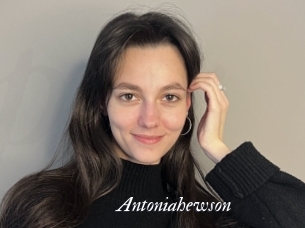 Antoniahewson