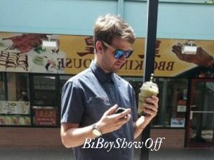 BiBoyShowOff