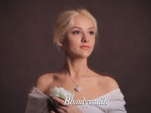 Blondyysmile