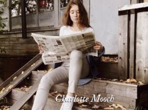 Charlotte_Mooch