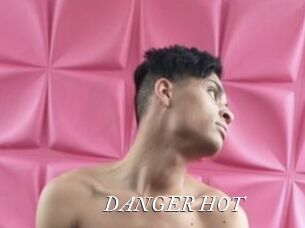 DANGER_HOT Partouze
