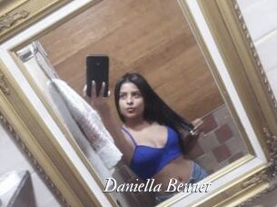 Daniella_Bennet