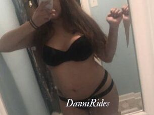 Danni_Rides