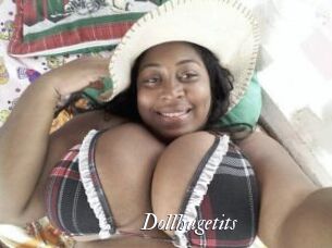 Dollhugetits
