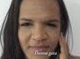 Danna_gata