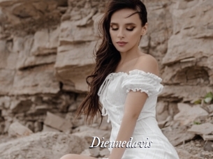 Diennedavis