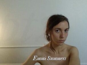 Emmi_Summers