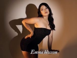 Emma_blossom