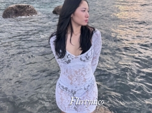 flirtynico Partouze