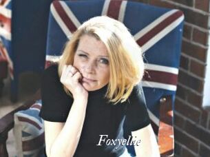 Foxyellie