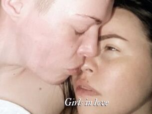 Girls_in_love