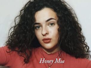 Honey_Mia