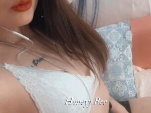 Honeyy_Bee