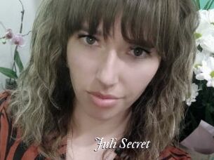 Juli_Secret
