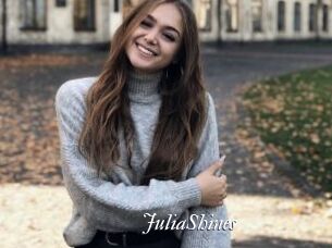 JuliaShines