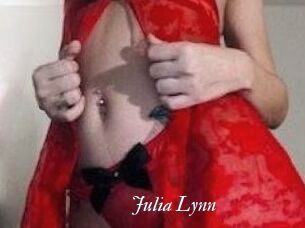 Julia_Lynn