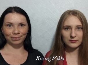 Kissing_Vikki Partouze