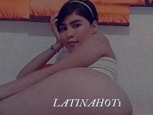 LATINAHOT1