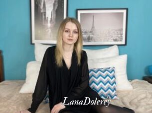 LanaDolerey