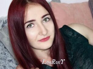 LeaRoxY