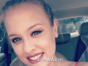 LenaeKisses