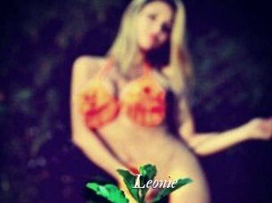 Leonie Partouze