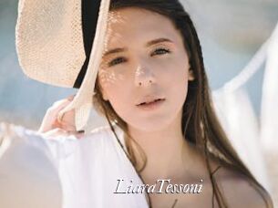 LiaraTessoni