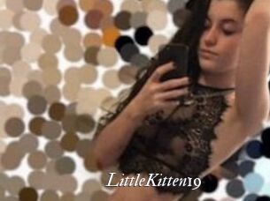 LittleKitten19 Partouze