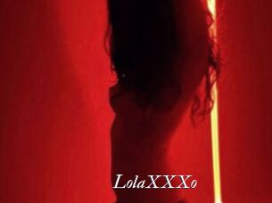 LolaXXXo