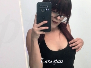 Lara_glass