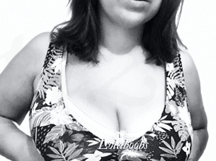 Lolaboobs
