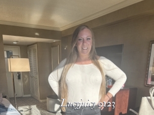 Lucyjuicy_0123
