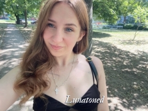 Lunatoned