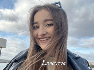 Lunaxeva