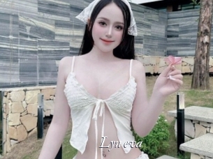 Lyn_eva