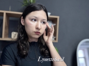 Lynettebasil