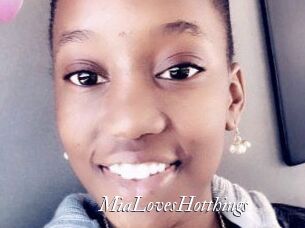 MiaLovesHotthings