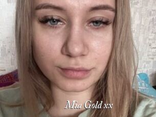 Mia_Gold_xx