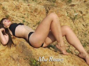 Mia_Rooney