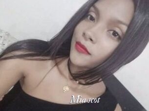 Mia_scot