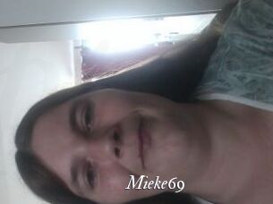 Mieke69