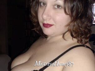 MistressHoney87 Partouze